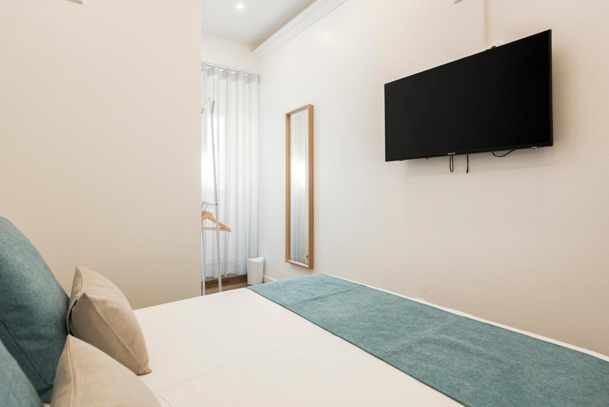 Madalena Hostel E Suites FAO Dış mekan fotoğraf