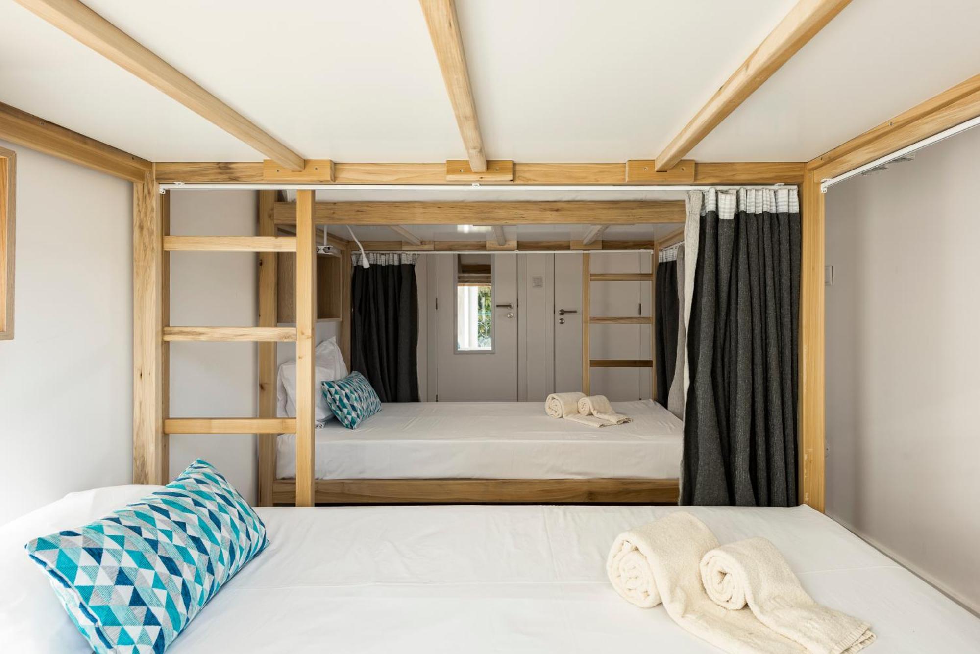 Madalena Hostel E Suites FAO Dış mekan fotoğraf