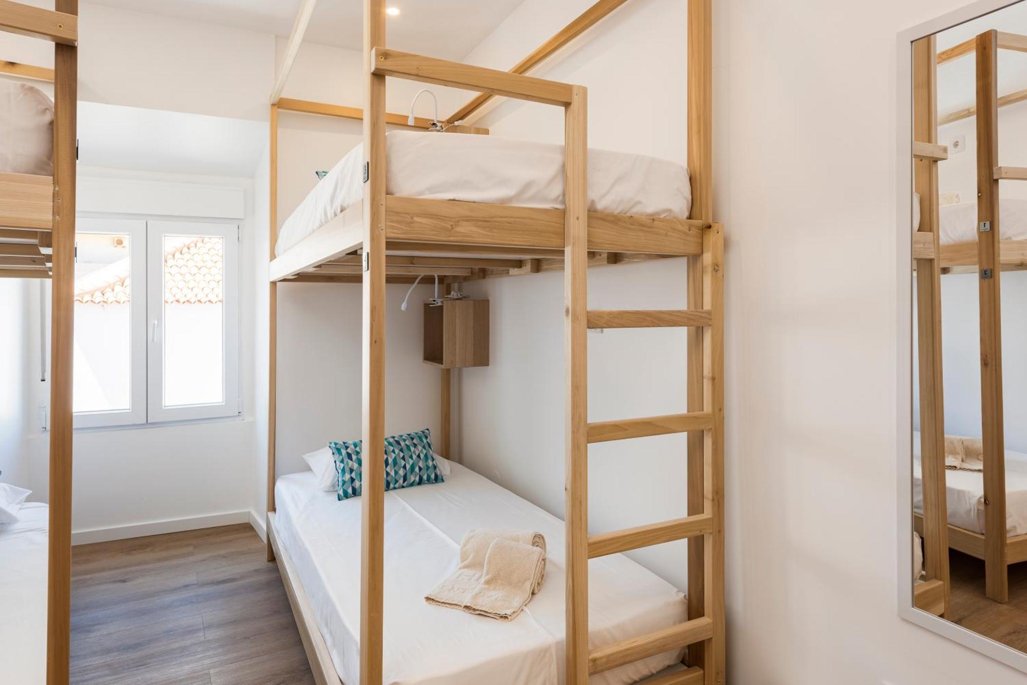 Madalena Hostel E Suites FAO Dış mekan fotoğraf