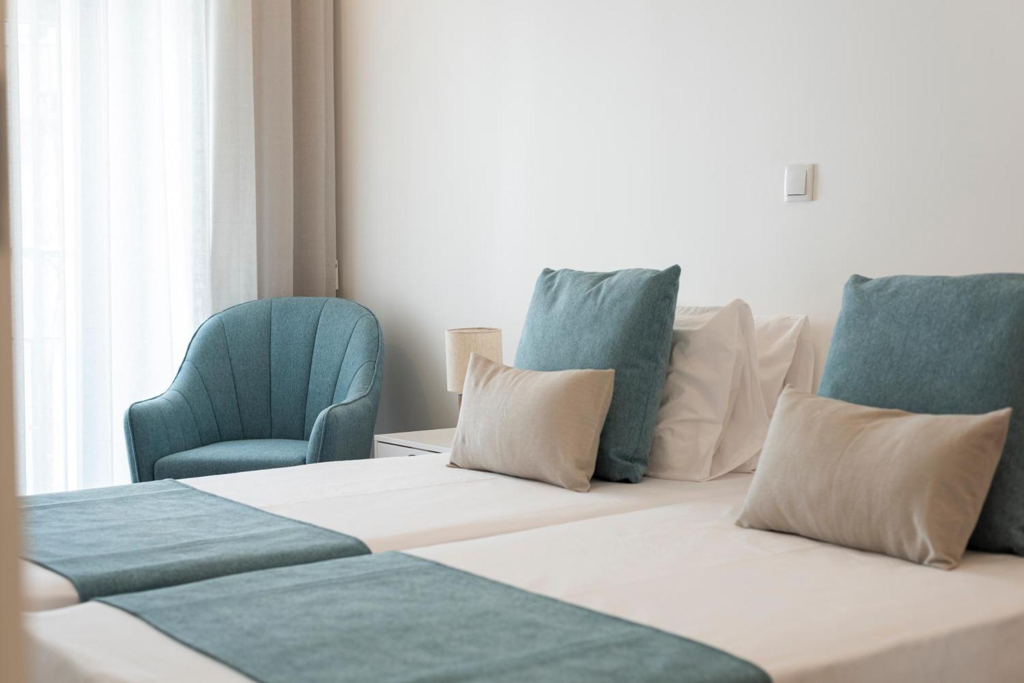 Madalena Hostel E Suites FAO Dış mekan fotoğraf