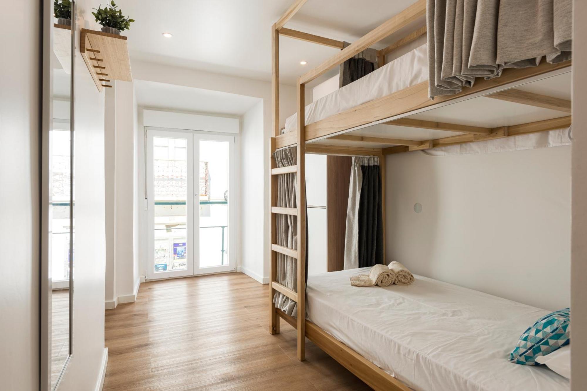 Madalena Hostel E Suites FAO Dış mekan fotoğraf