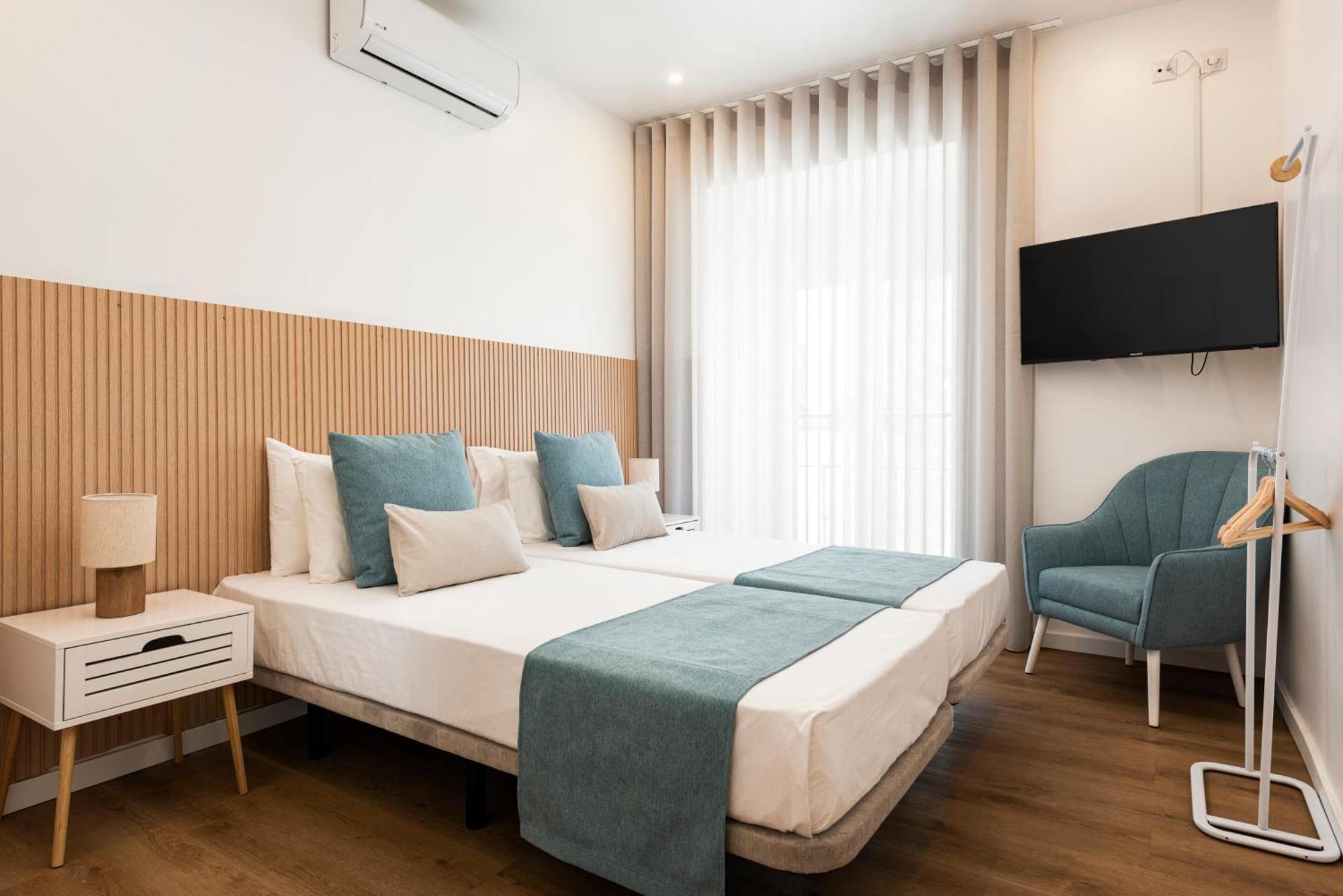 Madalena Hostel E Suites FAO Dış mekan fotoğraf